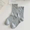 Graue rüschen wadenlange socken für damen, weiche gerippte vintage freizeitsocken. - Einheitsgröße (34-40) / Hellgrau