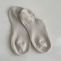 Weiche beige gerippte Baumwoll-Füßlinge für Damen, atmungsaktiv und fast unsichtbar - Einheitsgröße (34-40) / Steingrau