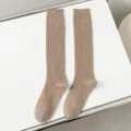 Kaki geribde sokken tot de knie voor dames, effen katoenen lange sokken mode casual. - Eén maat / Khaki
