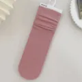 Weiche rosa Damen-Socken im Slouch-Stil mit Rippenmuster, atmungsaktives Sommerdesign. - Einheitsgröße (33-40) / Rosa