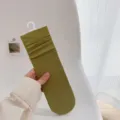 Bequeme weiche olivgrüne Samt-Schoppersocken für Frühling und Sommer atmungsaktiv. - Einheitsgröße (33-40) / Grasgrün