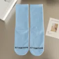 Hellblaue Baumwoll-Wadensocken für Damen, trendige Bonbonfarben lässige Sportsocken mit Buchstaben. - Einheitsgröße (34-41) / Hellblau