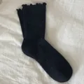 Dark navy speckled ruffle socks, cute preppy style flecked yarn mid-calf socks for daily wear. - One Size (34-40) / Black