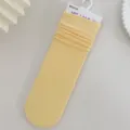 Minimalistische cremegelbe, dünne Wadenstrümpfe mit weichem Rippenmuster-Design - Einheitsgröße (33-40) / Blassgelb