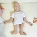 Detaillierter unbemalter 42-Zoll-Reborn-Kleinkindpuppen-Bausatz für DIY-Realistikpuppen - 42 Zoll Babyform (YB0061) / Weiß (Unbemalter Körper)