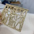Detailed view of vintage gold Ancient Egyptian style hollow-out brooch with pharaoh design - Ancient Egyptian Pharaoh (SMT1005003337135751) / Pharaoh