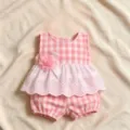 Rosa kariertes Puppen-Outfit-Set mit Spitzenblume für 12-Zoll-Reborn-Babypuppen. - Rosa Weiß Karo Spitze Zweiteiler / 12 Zoll Puppenkleidung