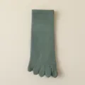 Green five-toe yoga socks for women, non-slip athletic pilates socks, solid color mid-tube - One Size (34-40) / Green