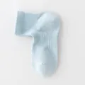 Ideale hellblaue atmungsaktive kurze Damensocken mit ergonomischem 90-Grad-Design. - 5A antibakteriell & Anti-Pilling, Einheitsgröße (34-40) / Blau