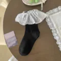 Schwarze Lolita Mittelsocken mit weißer Spitzenrüsche, süße japanische Stil Baumwollsocken. - Einheitsgröße (34-40) / Schwarz