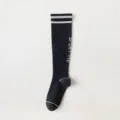 Calza sportiva a compressione nera con strisce bianche e logo Sport Me stampato. - Taglia unica / Doppia Riga Nera