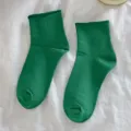 Women green short socks rolled edge solid color casual daily comfortable cotton blend hosiery - One Size (34-40) / Malachite green
