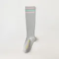 Calze a compressione grigie con strisce colorate e testo 'SPORT ME' per il fitness. - Taglia unica / Grigio a Strisce