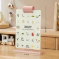Calendrier de bureau vertical 2027 avec support rose et jolies illustrations à la main - 2026-2027 Avec Noyau / Rose