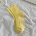 Damen einfarbige Mittelsocken Baumwolle Alltag lässig vielseitig niedlich gelb Mode Strümpfe - Einheitsgröße (EU 35-40) / Milchiges Gelb