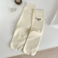 Elegant cream white split toe cotton crew socks for women, suitable for Tabi shoes - One Size (34-40) / 1 Pair / Cream