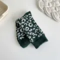 Gemuetliche Damen-Mittelsocken mit Leopardenmuster, warme dicke Strick-Wollsoeckchen. - 35-39 / Dunkelgrün