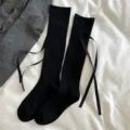 Schwarze Kniestrümpfe mit Schleife für Damen, süße japanische Lolita lange Socken Variante. - Einheitsgröße (35-40) / Schwarz