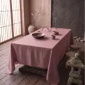 Elegante rosa Tischdecke aus gewaschener Baumwolle im minimalistischen Zen-Stil - 100x135cm / Rosa