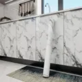 Vinilo de mármol para armarios, pegatina autoadhesiva para cocina impermeable y grasa. - Ancho 60 cm * 3 m / Mármol de Grano Grande