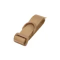 Nahaufnahme des taktischen Gurtbandes mit D-Ring und Schnalle, langlebiges Zubehörteil. - Khaki