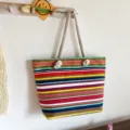 Grote canvas shopper met levendige veelkleurige strepen en dikke handvatten van touw - Veelkleurige Streepjesprint (Stijl 5)
