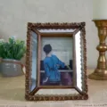 Retro Bilderrahmen aus Harz im Antik-Stil Deko für Tisch und Wand europäischer Fotorahmen Detail - 7 Zoll (Außendurchmesser: 22*26cm) / Altgold
