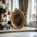 Luxurious antique gold oval picture frame with bow detail and vintage floral art - Oval Gold (Inner 6.5x9cm) / Outer 9.5x13.5cm