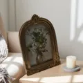 Vintage French palace-style embossed resin photo frame with antique gold finish - 6 Inch Arched (Outer 13.5x19.5cm)