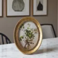Eleganter europäischer ovaler goldener Harzfotorahmen mit Perlendetail für die Wand - Perlen-Oval-Stil (JY-011) / 8x10cm