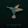 Elegant golden hummingbird bird brooch pin with sparkling blue rhinestones for party wear - Blue Hummingbird Style (V3)