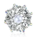 Luxurious snowflake brooch with a large pearl and sparkling clear crystals on silver base. - Pearl Snowflake Crystal (8)