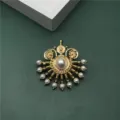 Elegant Baroque gold brooch with faux pearls in vintage palace style for banquet - Oval Pearl Radiant Palace Style
