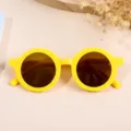 Elegantes gafas de sol redondas mate amarillas de moda para niños con protección UV400 - Marco Amarillo