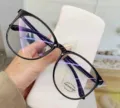 Eleganti occhiali da vista neri oversize con lenti anti-luce blu per donna e stile - Montatura Nero Lucido / Lenti Trasparenti