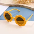 Gafas de sol infantiles con forma de flor amarilla y protección UV para el verano - Montura Amarilla Lentes de Té