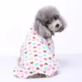 Süßer vierbeiniger Hunde-Pyjama, weicher Baumwoll-Haustieranzug mit Herz-Muster für Welpen. - M / Vierbeiniger Jumpsuit (Herz-Druck)