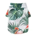 Sommerliches Hundehemd mit tropischem Flamingo- und Palmenprint für den Strandurlaub - M / Oberteil / Weiß (XZCS09)