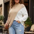 Γυναικείο πλεκτό πουλόβερ plus size με ψηλό λαιμό και colorblock σχέδιο casual. - 0XL / Βερικοκί και Λευκό