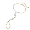 Bracelet bague tulipe doré avec cristaux bleu clair étincelants vue détaillée - Tulip Ring-Linked Bracelet / Aqua