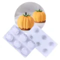 Nahaufnahme einer 6-Loch Silikonform in Kürbisform für Halloween-Kuchen und Kerzen - 6连南瓜款