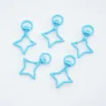 Détail de cinq fermoirs mousquetons pivotants en alliage bleu clair en forme d'étoile pour DIY - 1 Pièce / Bleu ciel