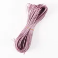 Cordón de cuero sintético trenzado plano y brillante de 2 mm malva metálico para joyería DIY - Aprox. 180m/Manojo / Rosa (18#)