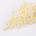 Fiori in resina bianchi con centro giallo per nail art e decorazioni fai-da-te sfusi - Petalo Bianco Centro Giallo