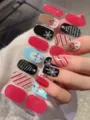 Detailaufnahme von weihnachtlichen Nagelstickern mit Rentier- und Schneeflockenmotiven - Weihnachtsrentier Stil (SD-003) / 16 Stück/Blatt