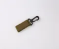 Portachiavi tattico in nylon da esterno con moschettone in plastica per zaino e cintura. - Verde militare