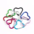 Mousquetons en aluminium en forme de cœur colorés, parfaits pour porte-clés et sacs à dos. - 1 Pièce/Pack / Multicolore