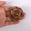 Broche fleur en tissu marron accessoire, applique florale artisanale DIY pour chapeaux et chaussures. - Vieux Rose