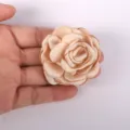Fleur en tissu champagne broche accessoire DIY, élégante camélia artisanale décoration vêtement. - 13 Or