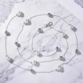 Elegante cintura a catena d'argento con perle bianche e sfere di metallo per abiti - Catena Argentata Perla